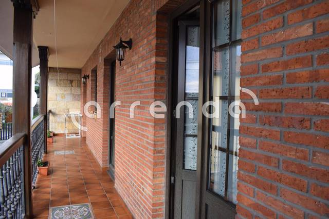Casa-chalet en Venta en Casar en Cudón