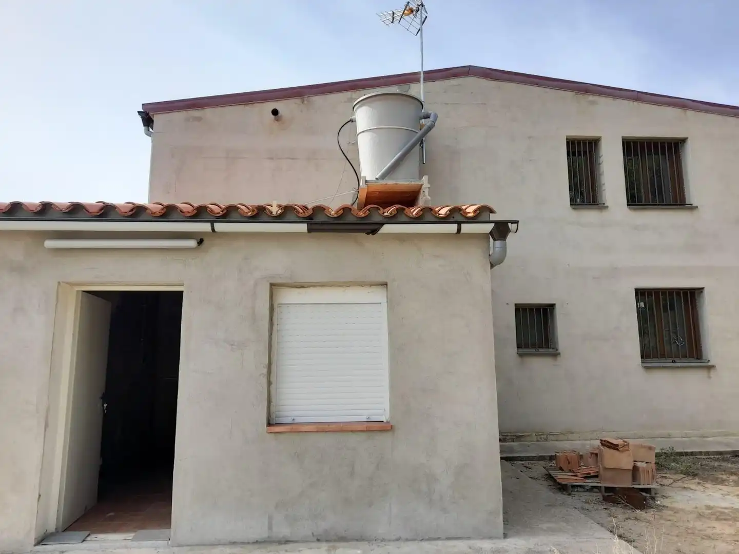 Vista exterior de Casa o chalet en venta en Batea con Trastero y Amueblado