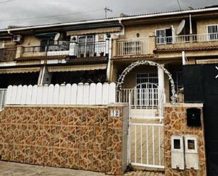 Exterior view of Single-family semi-detached for sale in El Vendrell  with Private garden and Terrace