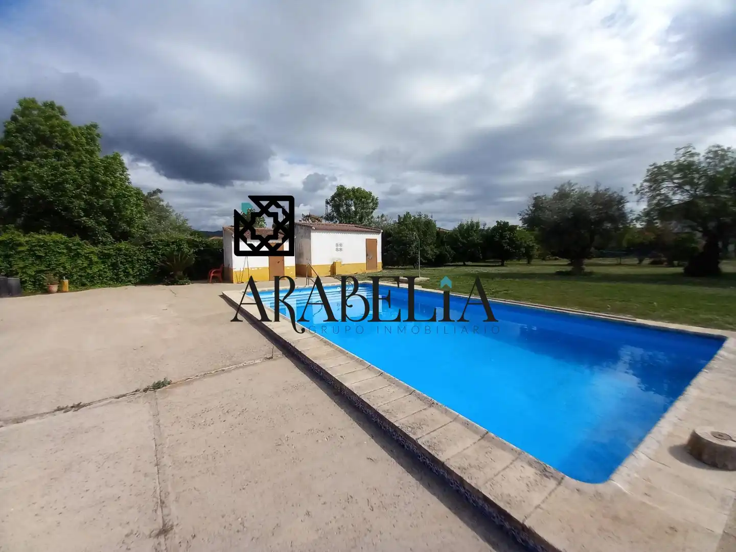 Garden of Houses for sale in Córdoba  with Air Conditioner, Heating and Private garden