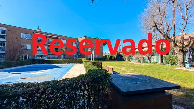 Piso en Venta en Paseo de la Alameda de Osuna en Alameda de Osuna