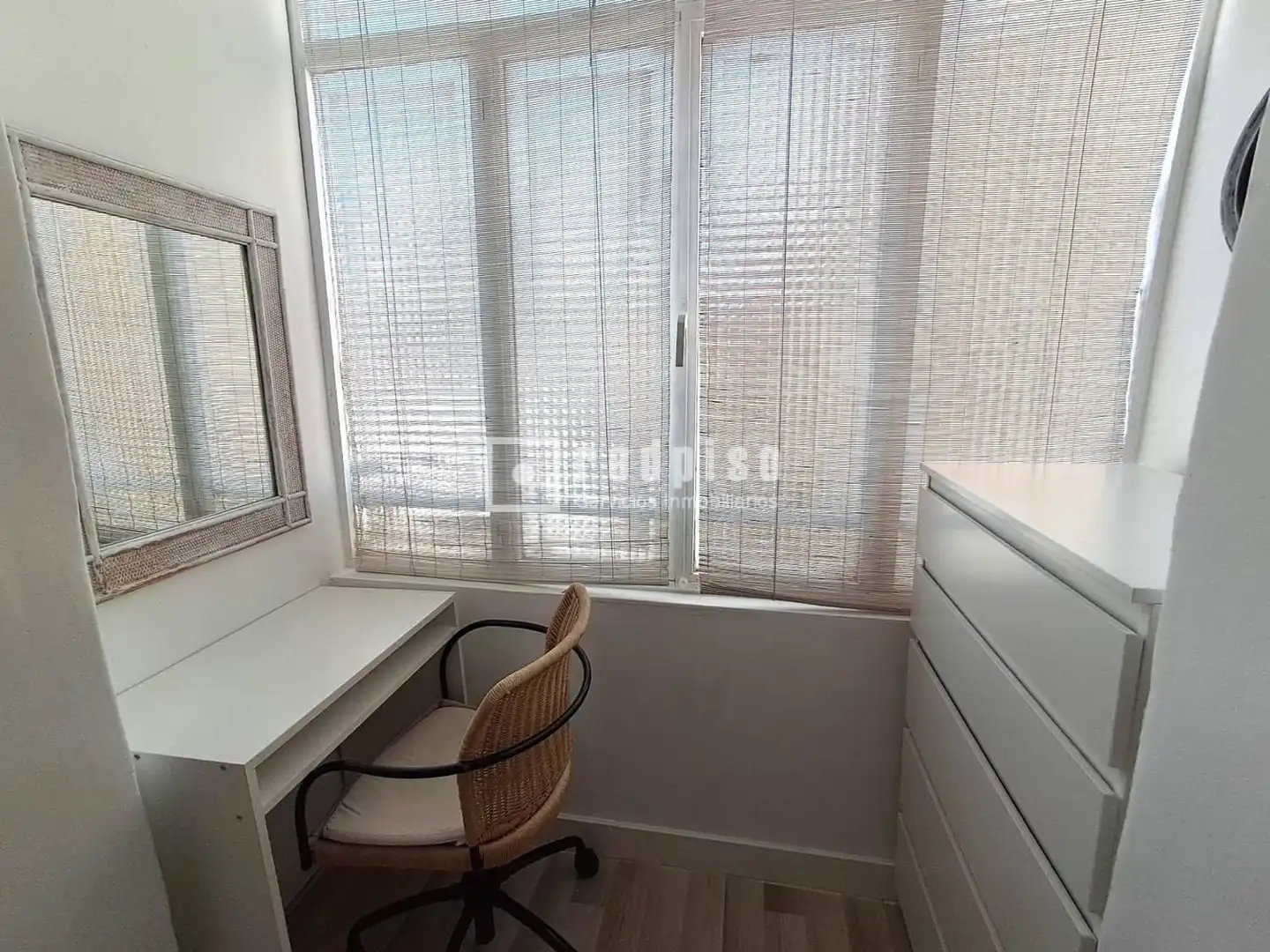 Habitación de Piso de alquiler en Madrid con Aire acondicionado, Calefacción y Amueblado