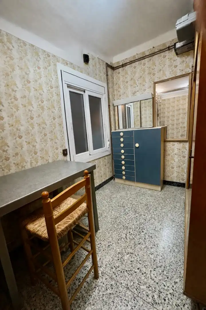 Habitación de Piso en venta en Terrassa con Calefacción, Terraza y Trastero