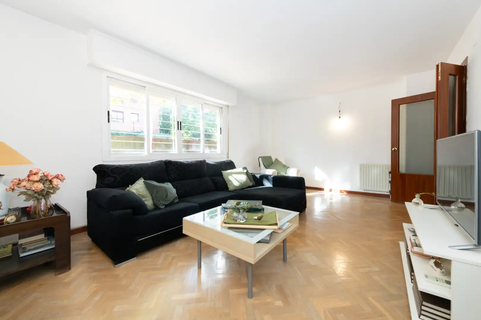 Piso con ascensor en venta en Avenida de Viñuelas, imagen 3