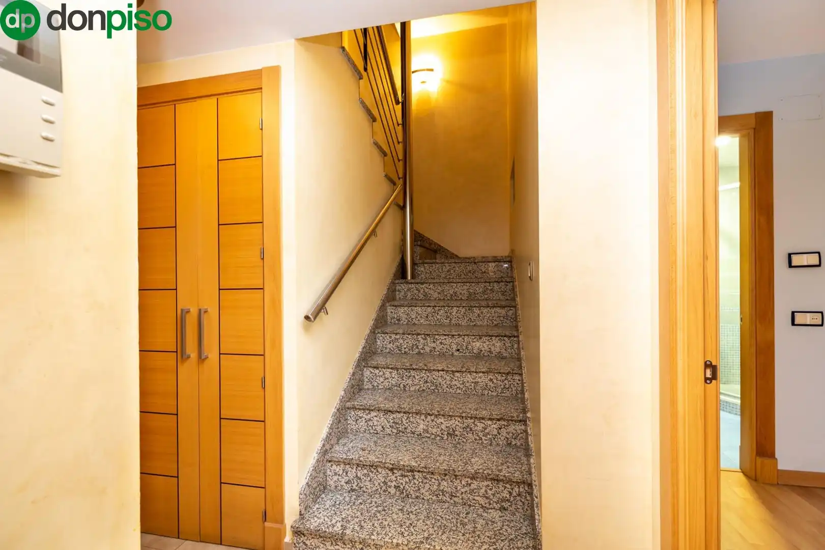 Houses for sale in Granada  with Air Conditioner, Heating and Terrace