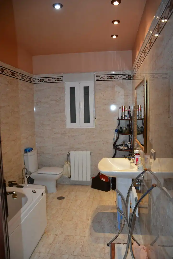 Bany de Casa o xalet en venda en Medellín amb Aire condicionat, Calefacció i Jardí privat