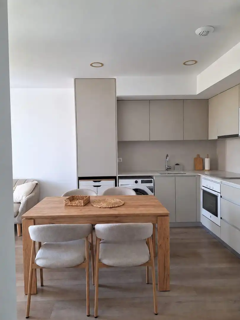 Flat with lift to rent in Calle Miguel Senent Vivó, imagen 3