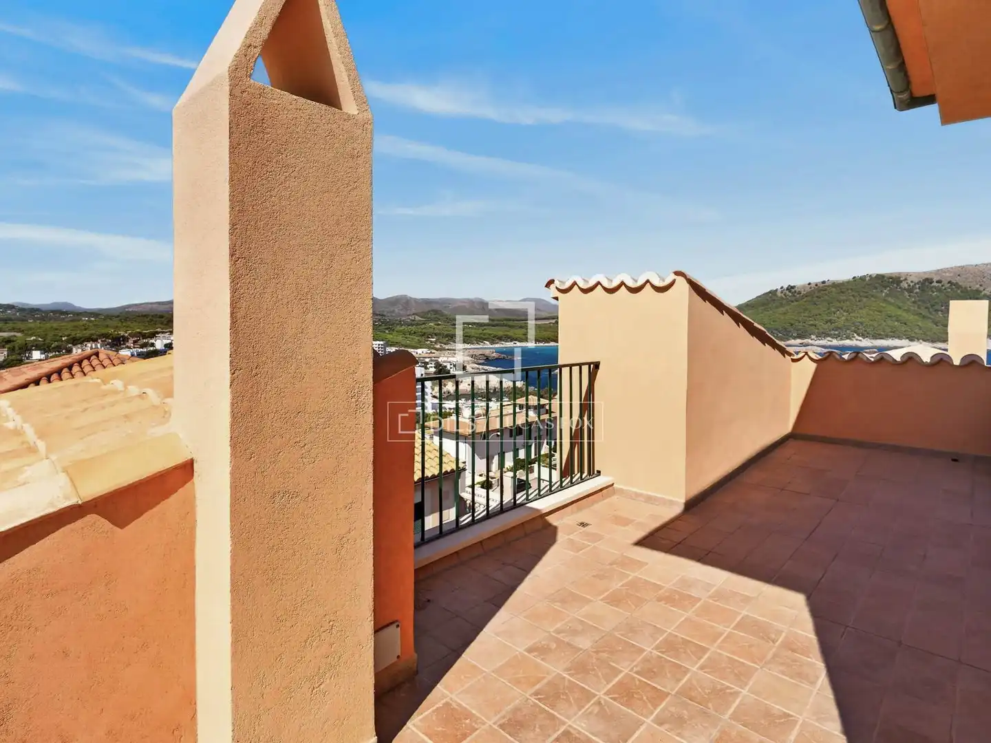 Terrasse von Haus oder Chalet zum Verkauf in Capdepera mit Klimaanlage, Heizung und Privatgarten