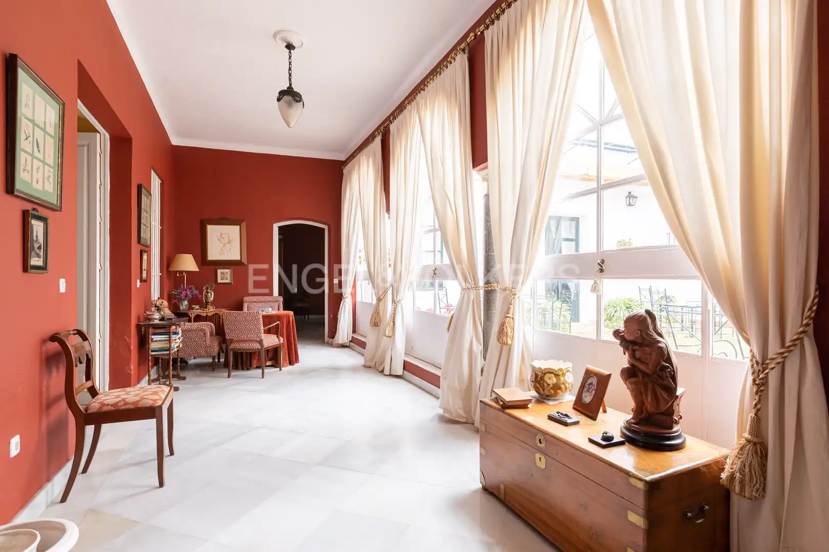 Sala de estar de Casa o chalet en venta en Umbrete con Calefacción, Jardín privado y Piscina