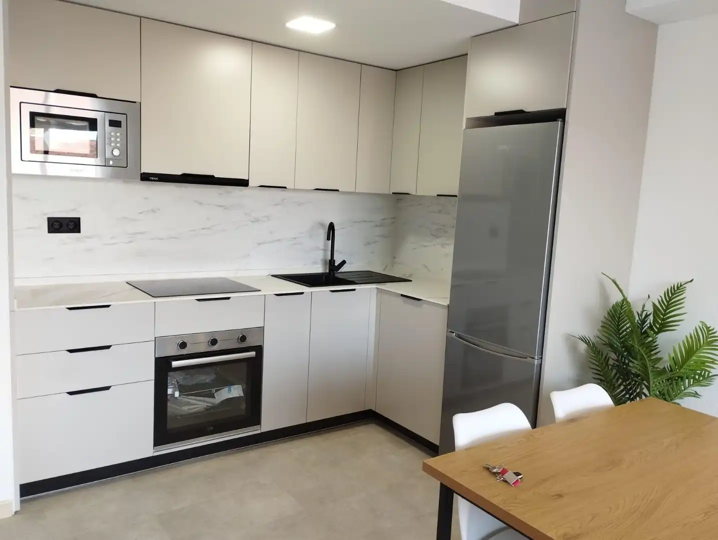 Apartament amb ascensor de lloguer a Calle RELENGUILLO, imagen 10