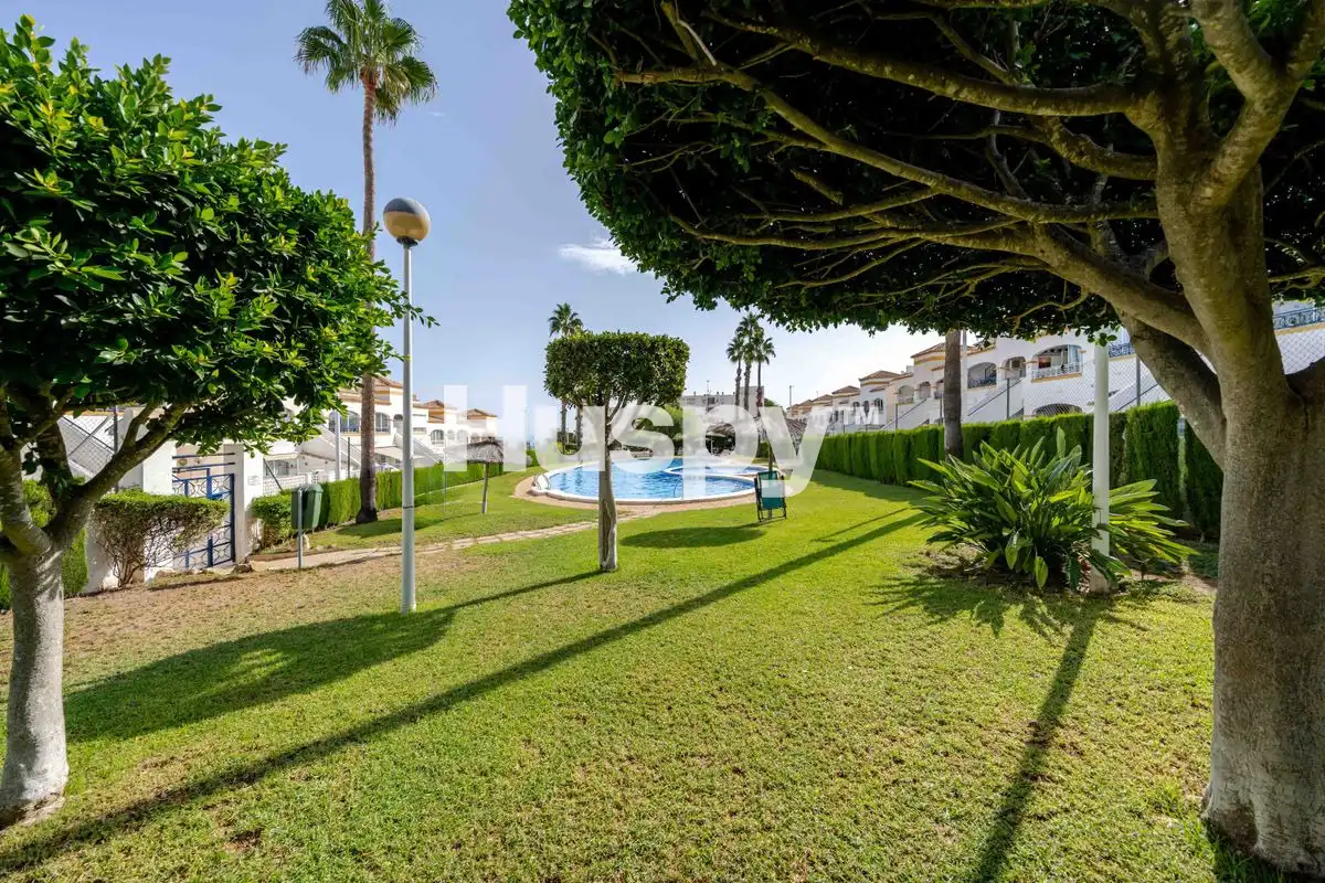 Casa bifamiliare con terrazza in vendita a Avinguda D'Escandinàvia, imagen 35