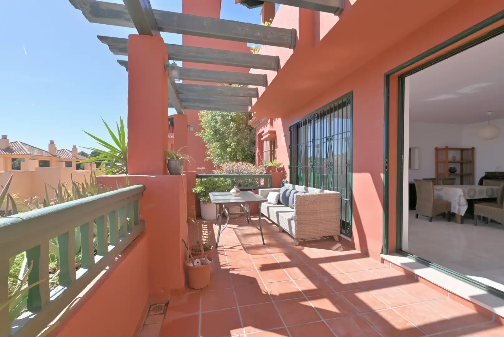 Apartment with pool for sale in Calahonda, imagen 3