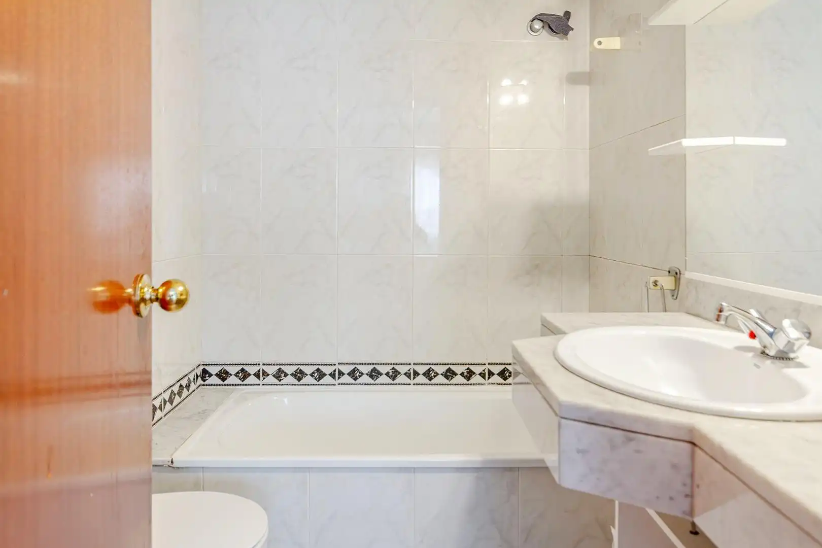 Bathroom of Flat for sale in Viladecans  with Heating, Terrace and Balcony