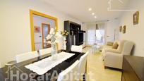 Living room of Single-family semi-detached for sale in Gandia  with Air Conditioner, Heating and Parquet flooring