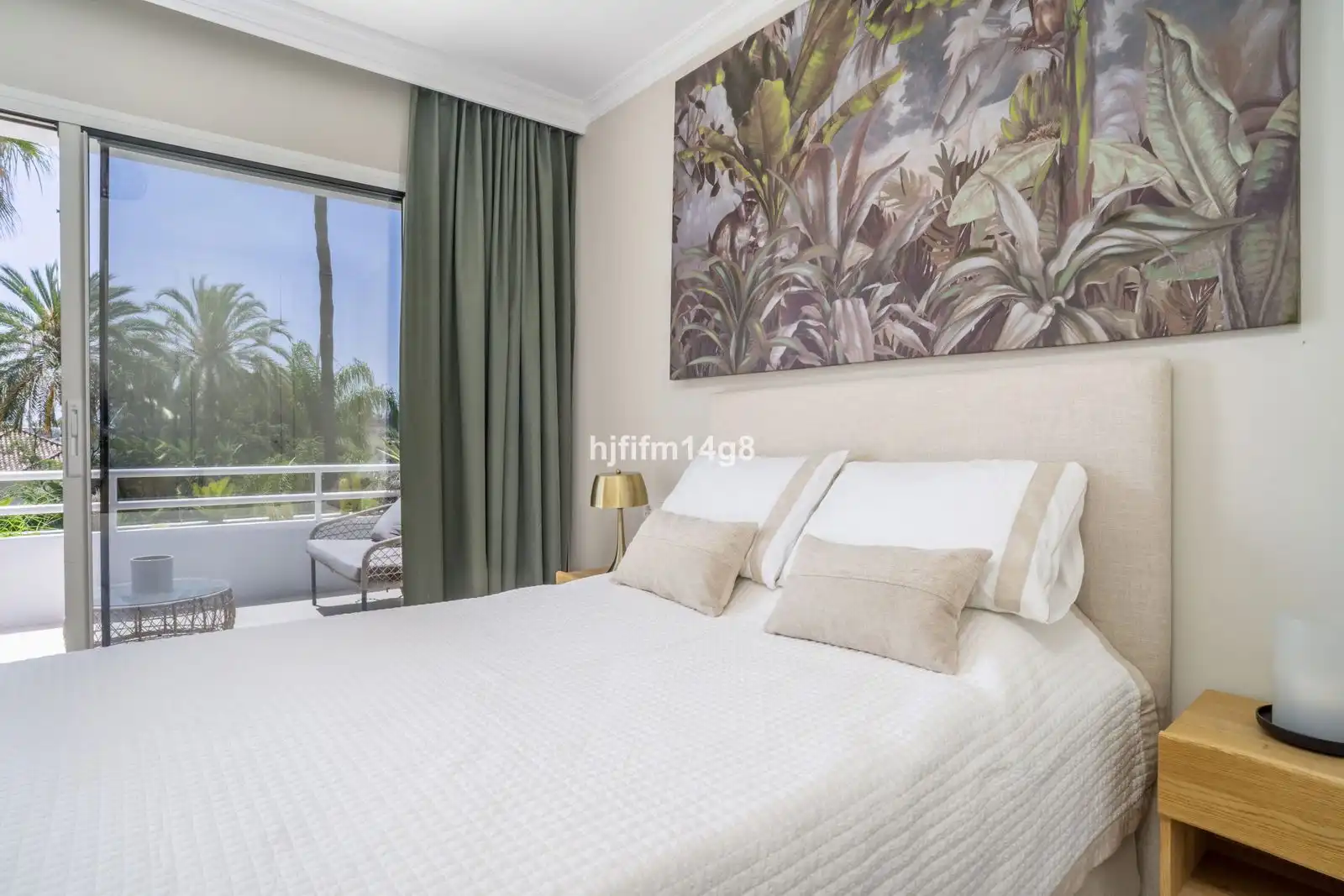 Habitación de Piso en venta en Marbella con Aire acondicionado, Trastero y Amueblado