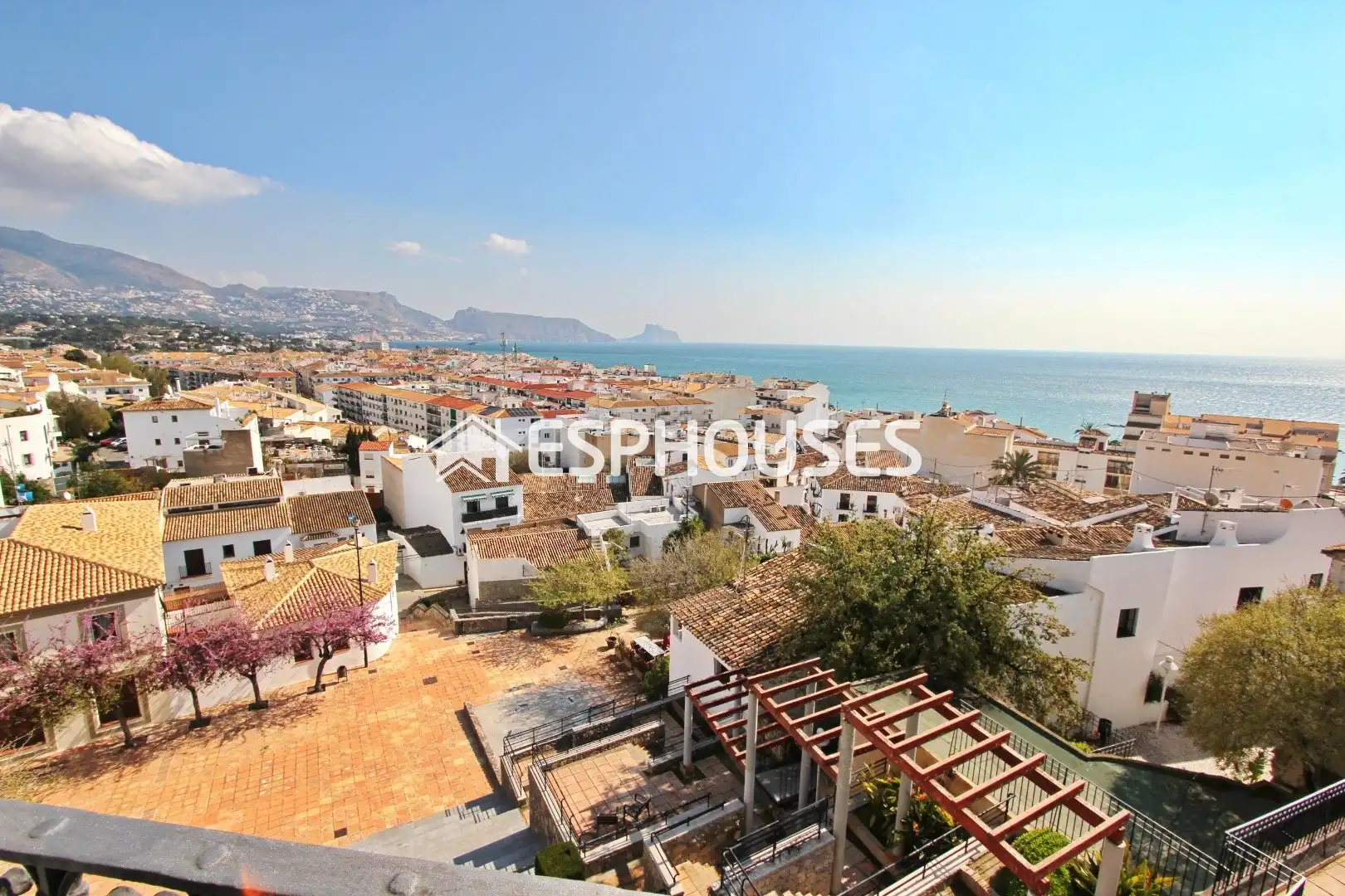 Country homes for sale in Altea ciudad