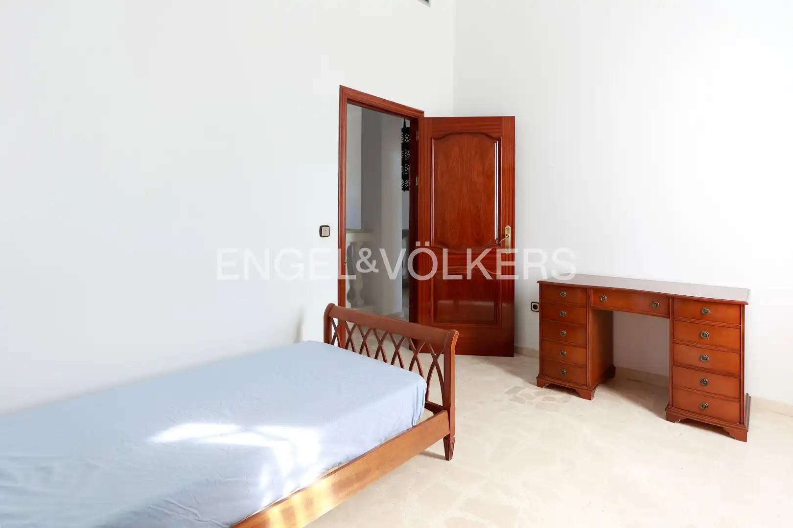 Habitación de Casa o chalet en venta en Los Palacios y Villafranca con Aire acondicionado, Calefacción y Jardín privado