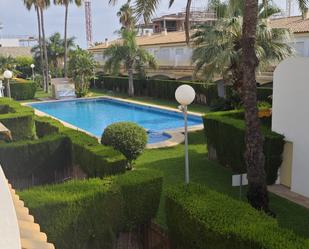 Piscina de Casa o xalet de lloguer en Dénia amb Aire condicionat, Terrassa i Piscina