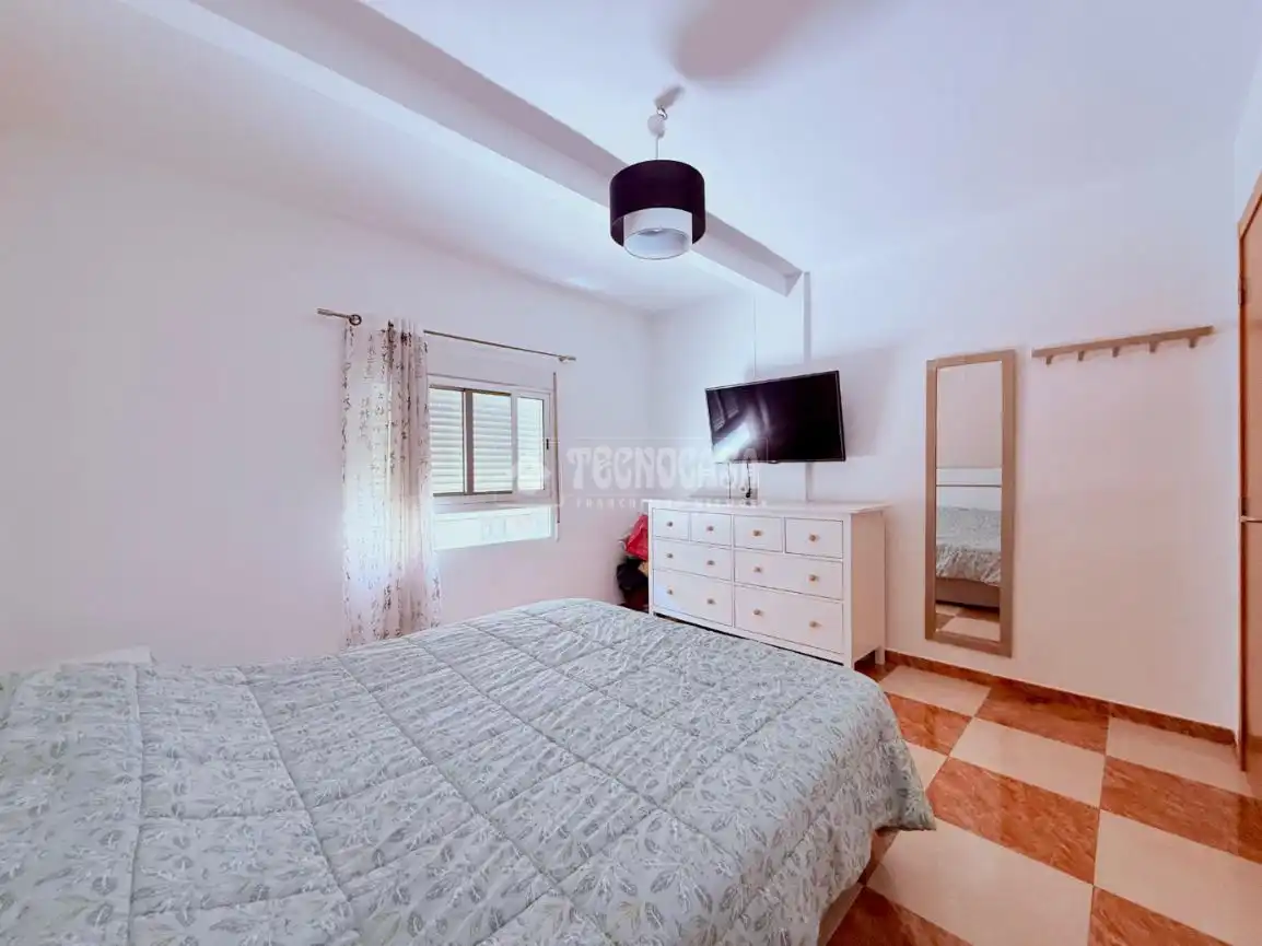 Schlafzimmer von Wohnung zum Verkauf in Mislata mit Klimaanlage, Möbliert und Balkon