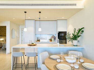 Neubau-Wohnung mit Pool zum Verkauf in Avenida 8 de Marzo 35