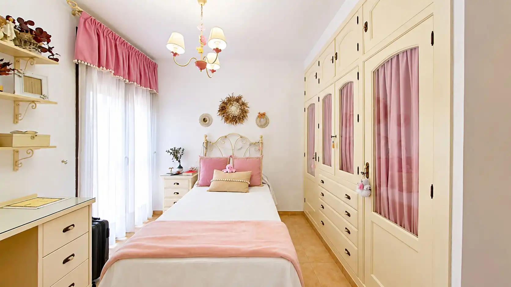 Habitación de Piso en venta en Periurbano Oeste - Sierra