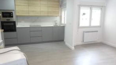 Foto 2 de Piso de alquiler en Llano, Gijón