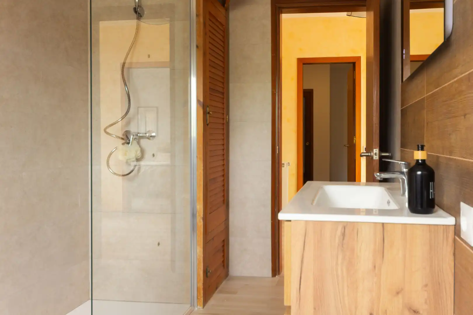 Bathroom of Houses for sale in Castellví de la Marca  with Air Conditioner, Heating and Private garden