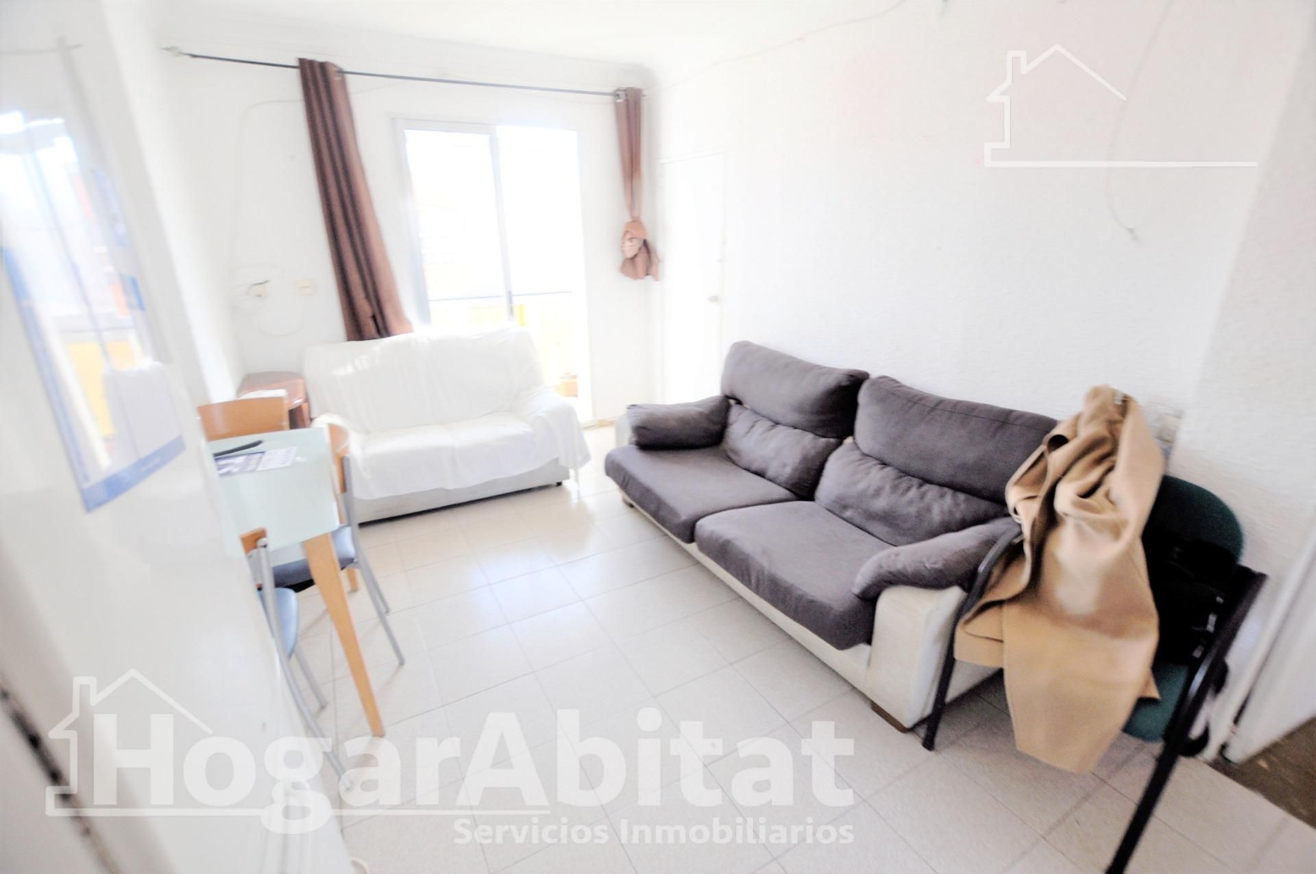 Living room of Flat for sale in  Valencia Capital  with Balcony
