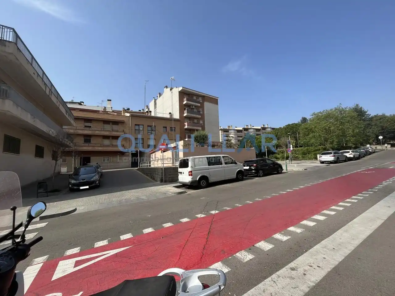 Aparcament de Dúplex en venda en Sant Feliu de Llobregat amb Aire condicionat, Calefacció i Terrassa