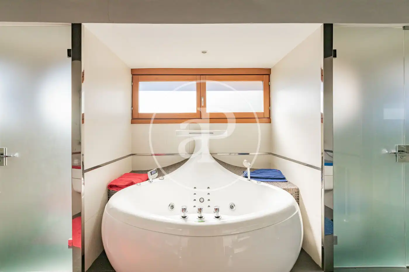 Baño de Casa o chalet en venta en Madrid con Aire acondicionado, Calefacción y Jardín privado