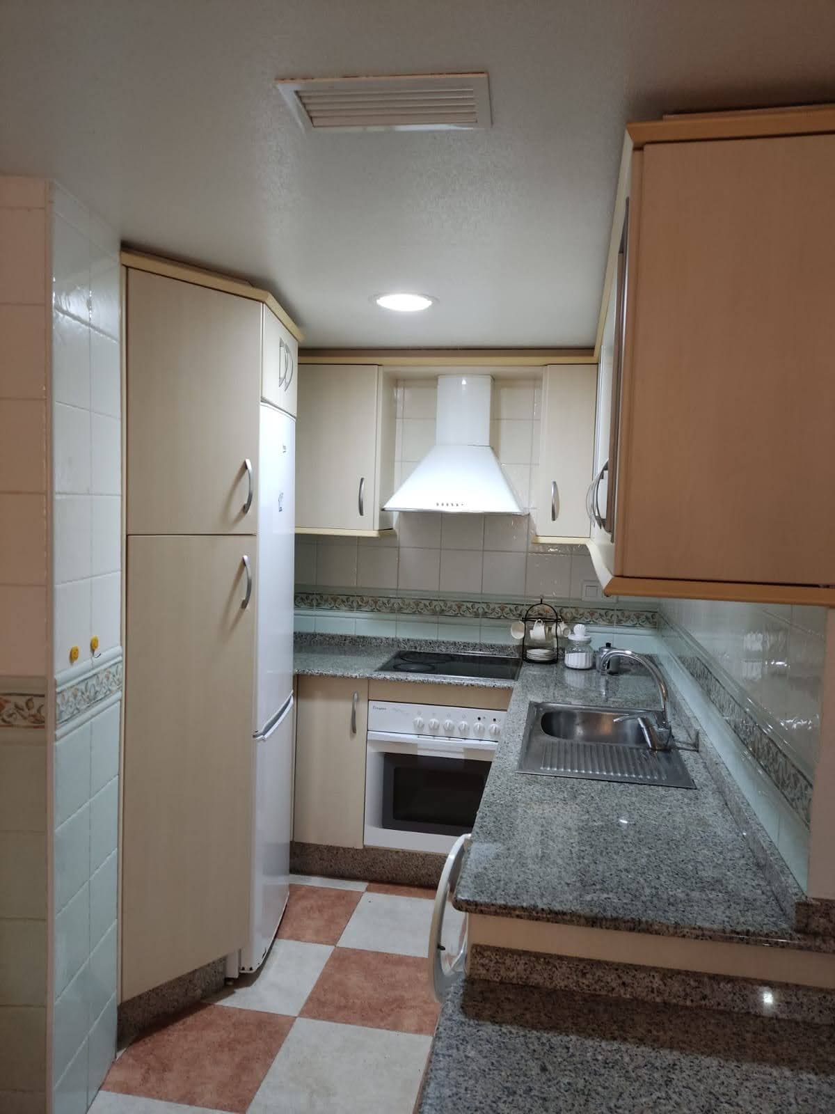 Apartamento de alquiler en Calle del Álamo, San Mateo
