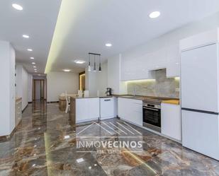 Kitchen of Flat for sale in  Valencia Capital  with Air Conditioner and Terrace