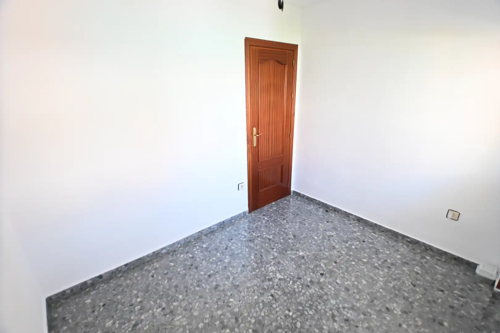 Casa adosada en venta en Churriana de la Vega con Aire acondicionado, Terraza y Trastero