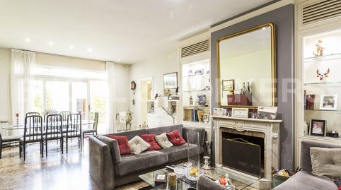 Casa con terreno edificable en Centre Badalona