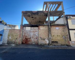 Vista exterior de Edifici en venda en Palomares del Río