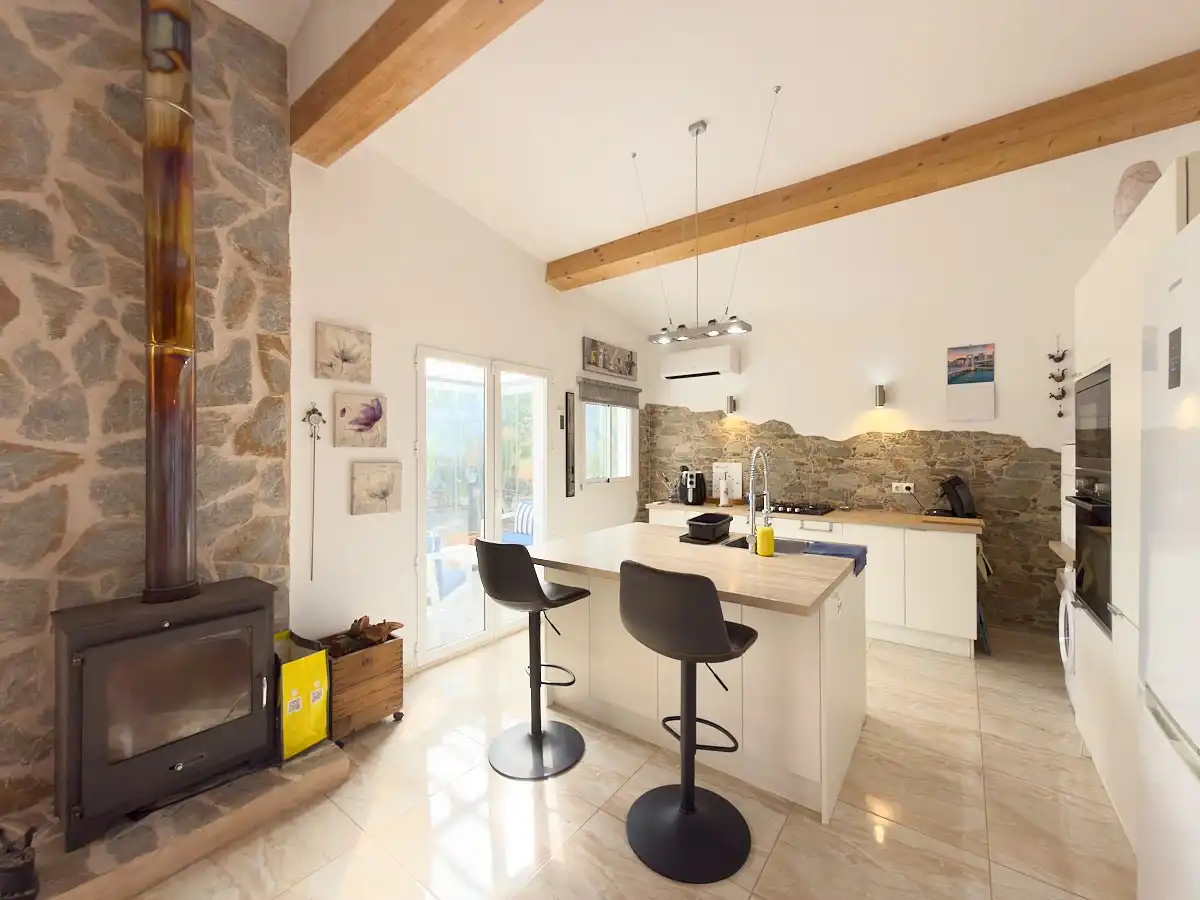 Küche von Country house zum Verkauf in Aspe mit Klimaanlage, Heizung und Privatgarten
