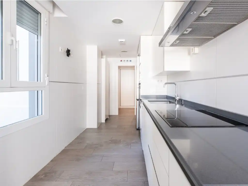 Kitchen of Flat for rent in Madrid  with Air Conditioner, Private garden and Terrace