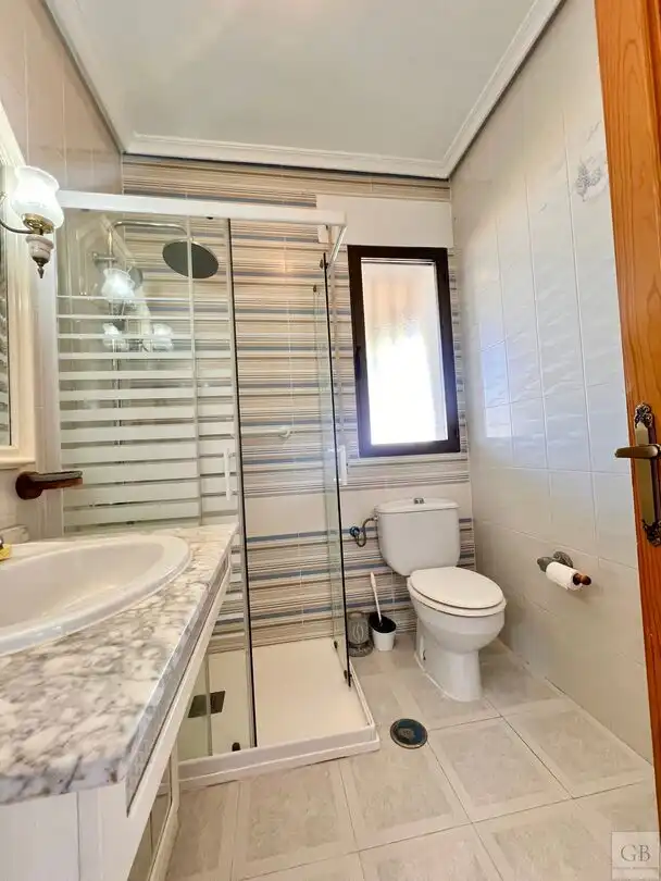 Bathroom of Houses for sale in Toledo  with Air Conditioner, Heating and Terrace