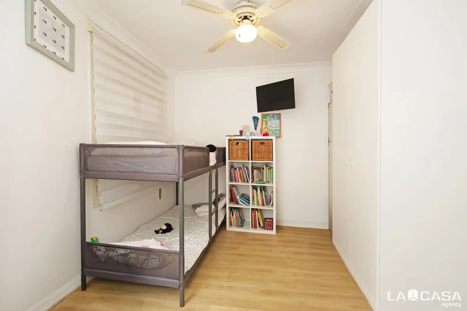 Habitación de Edificio en venta en L'Hospitalet de Llobregat