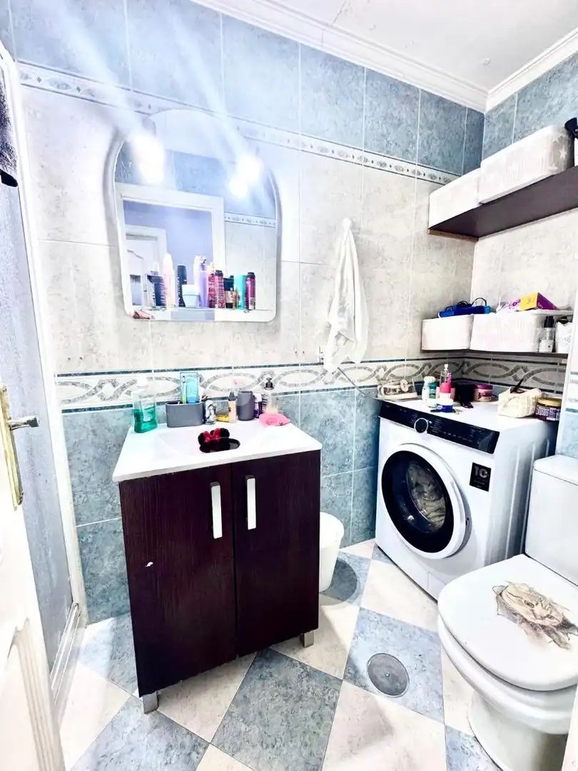 Bathroom of Flat for sale in Córdoba  with Air Conditioner, Heating and Terrace