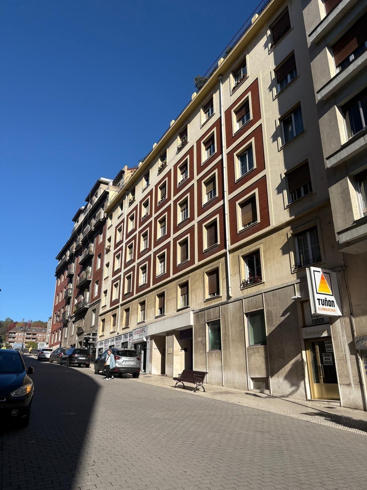 Pis en venda a Calle VIADUCTO ING MARQUINA, 4, Parque San Francisco - Uría, Centro - Casco Histórico