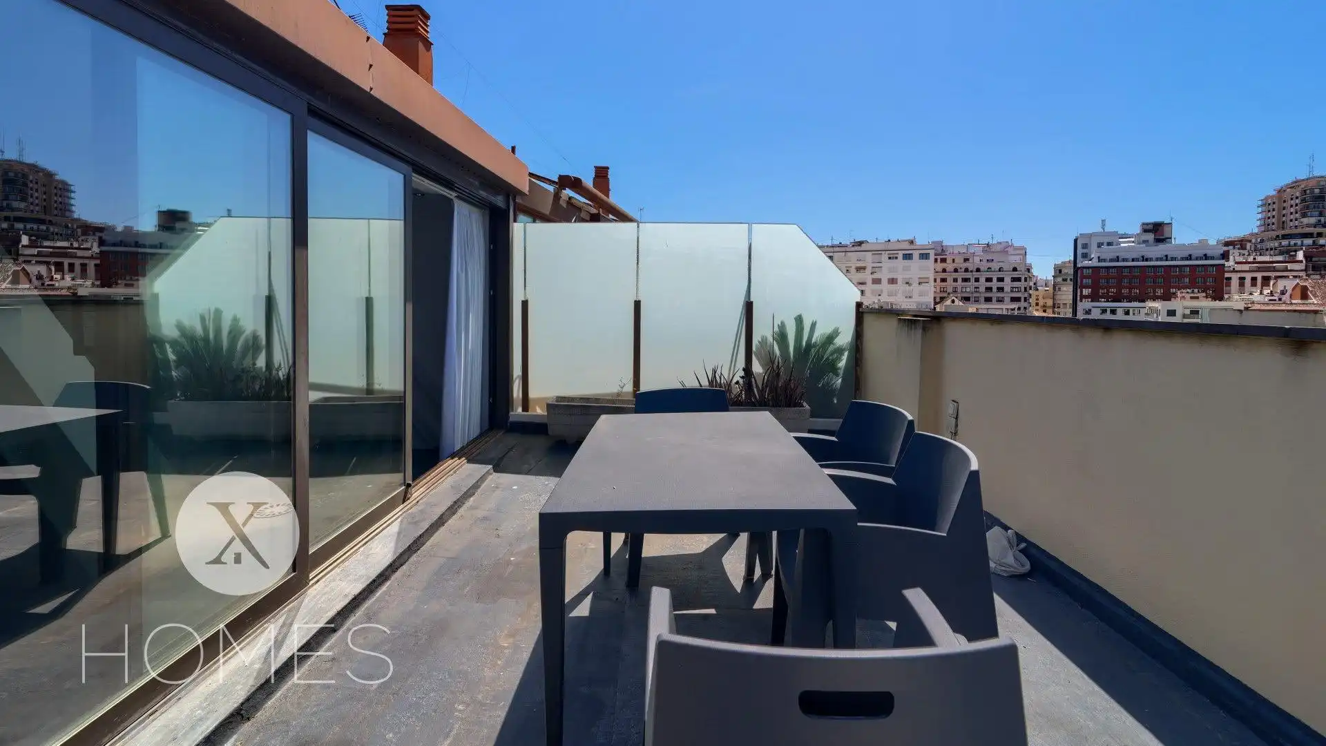 Terrasse von Maisonette zur Miete in Valencia mit Klimaanlage, Heizung und Möbliert