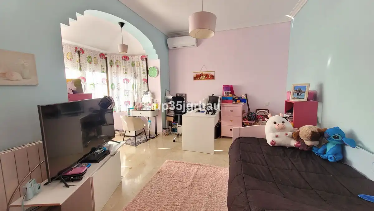 Villa mit Pool zum Verkauf in Avenida Benamara 15, imagen 19