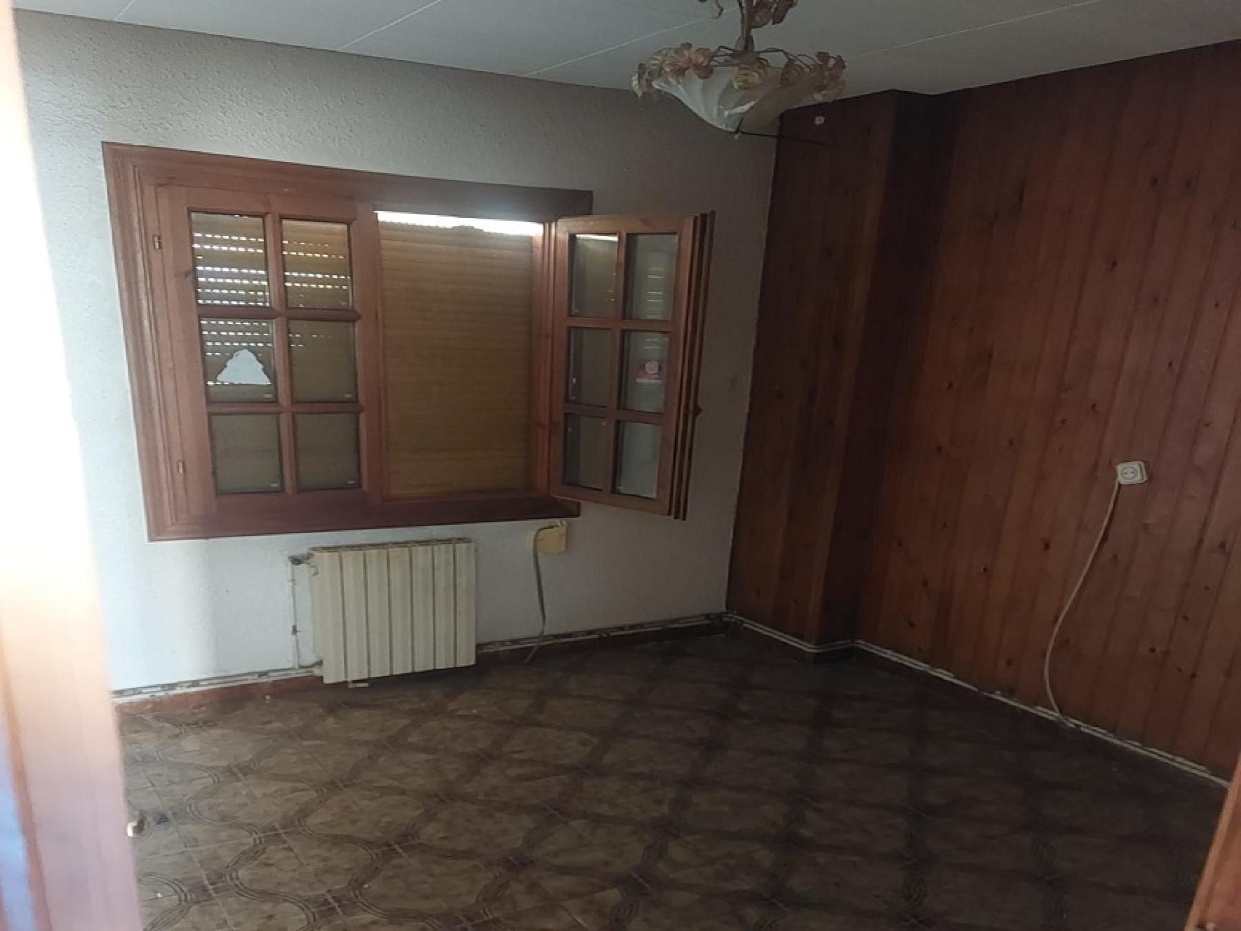 Flat for sale in  Zaragoza Capital  with Terrace