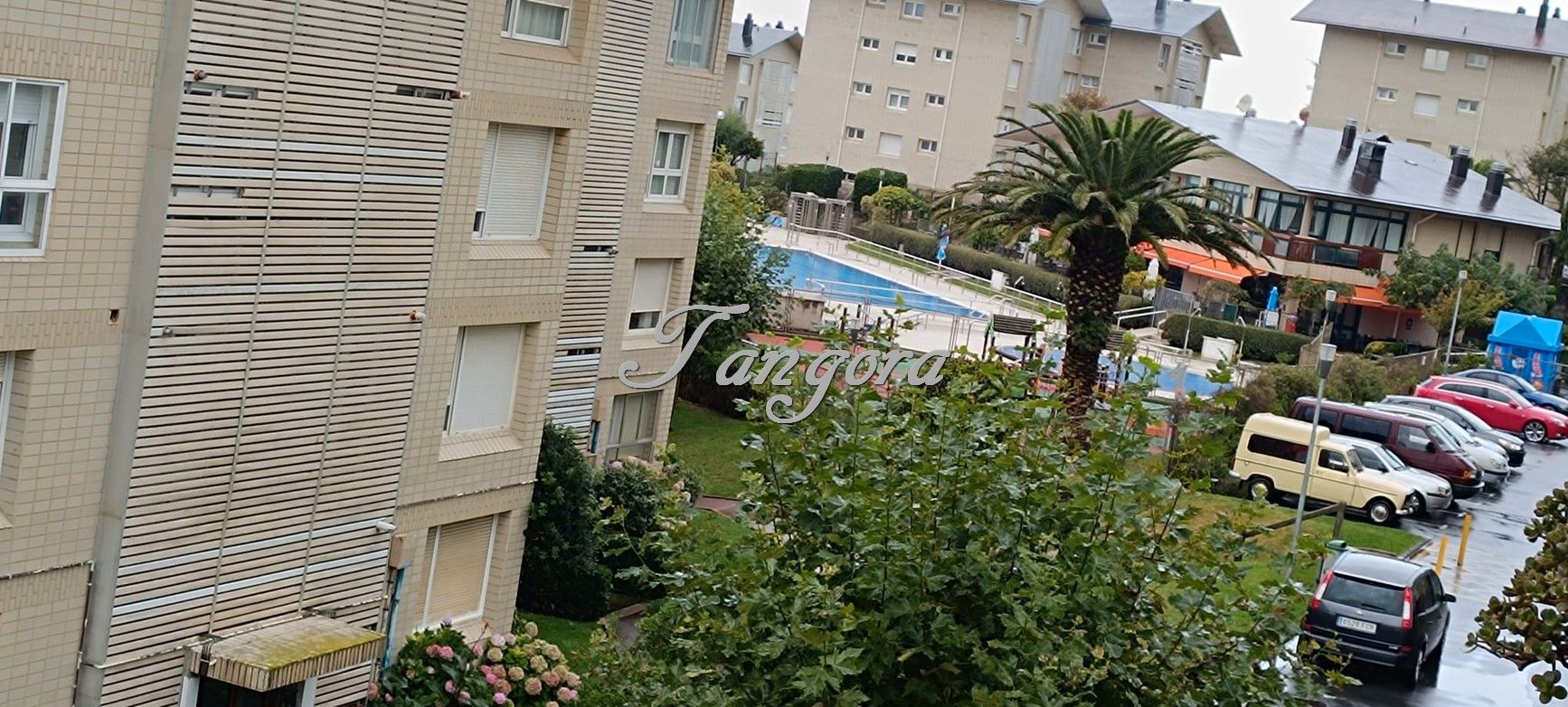 Exterior view of Flat for sale in Sopelana  with Heating, Parquet flooring and Terrace