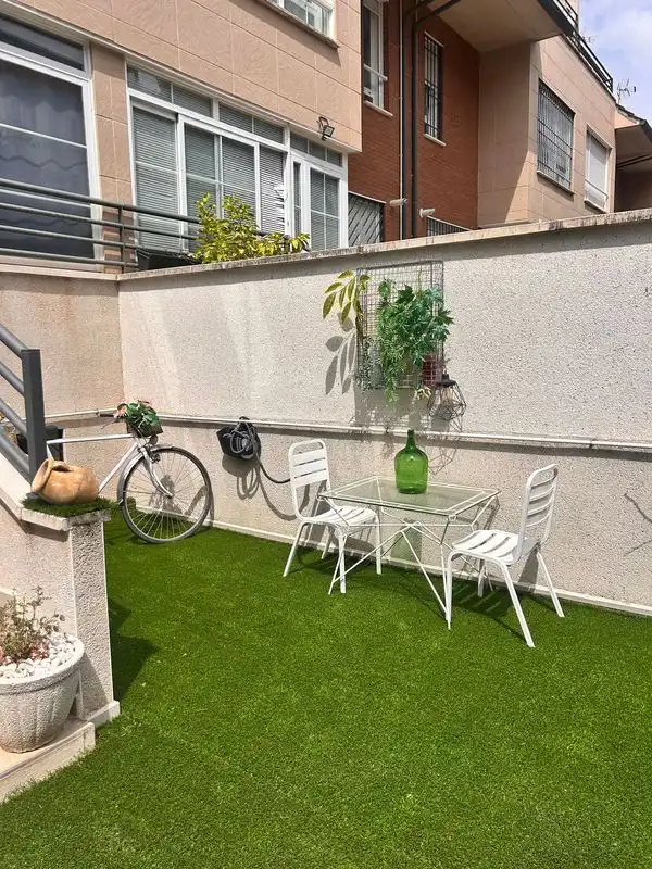Detached homes for sale in Calle Diego de Mazariegos, 2, Nuevo Hospital