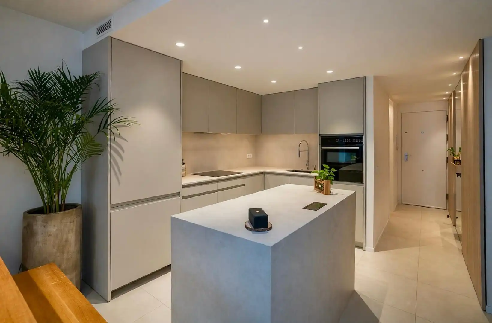 Kitchen of Flat for sale in Benalmádena  with Air Conditioner, Terrace and Storage room