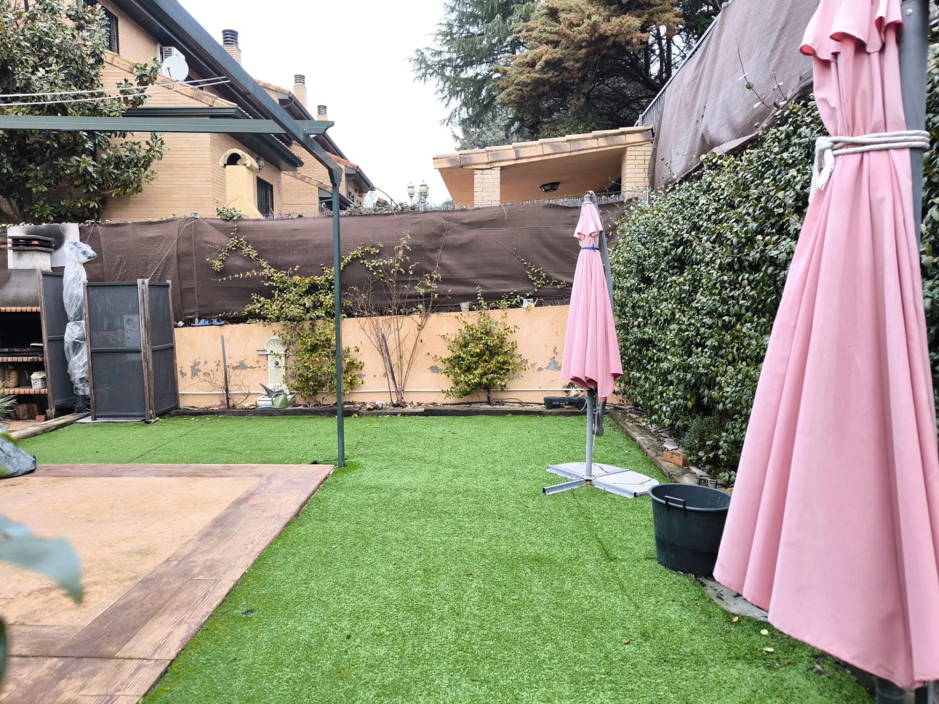 Jardí de Casa adosada en venda en Galapagar amb Calefacció, Jardí privat i Terrassa