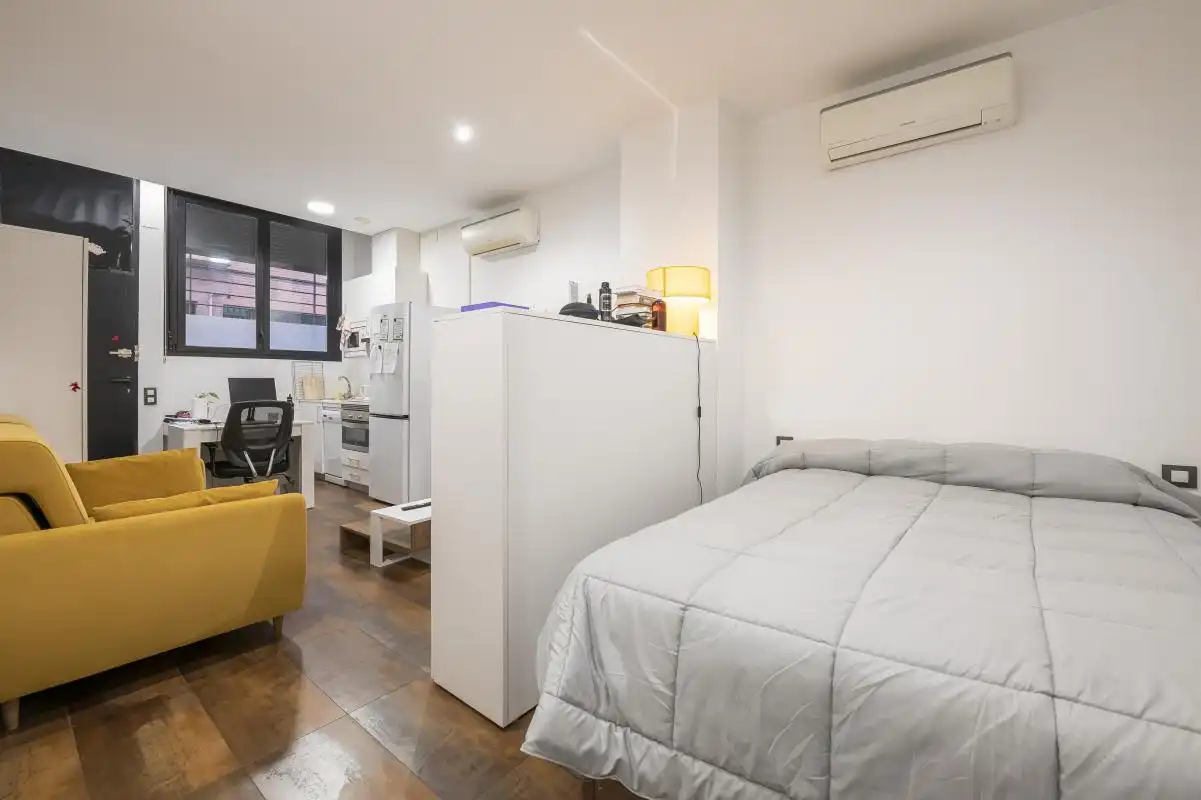 Schlafzimmer von Wohnung zum Verkauf in Madrid mit Klimaanlage, Heizung und Möbliert