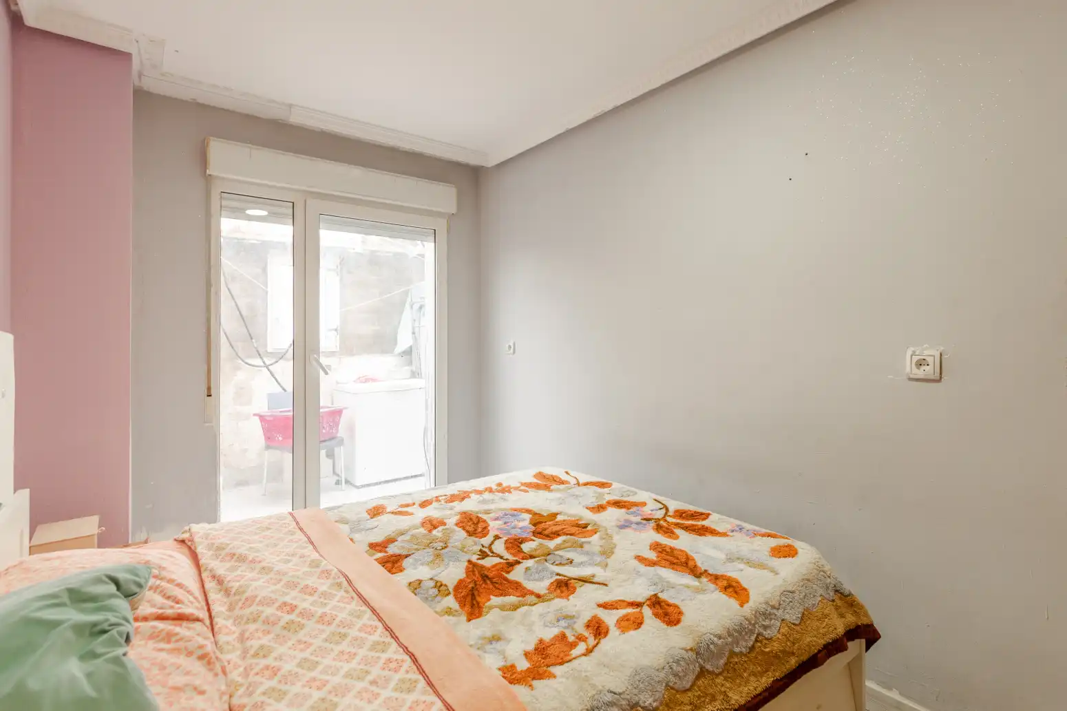 Habitación de Piso en venta en  Pamplona / Iruña con Calefacción y Terraza